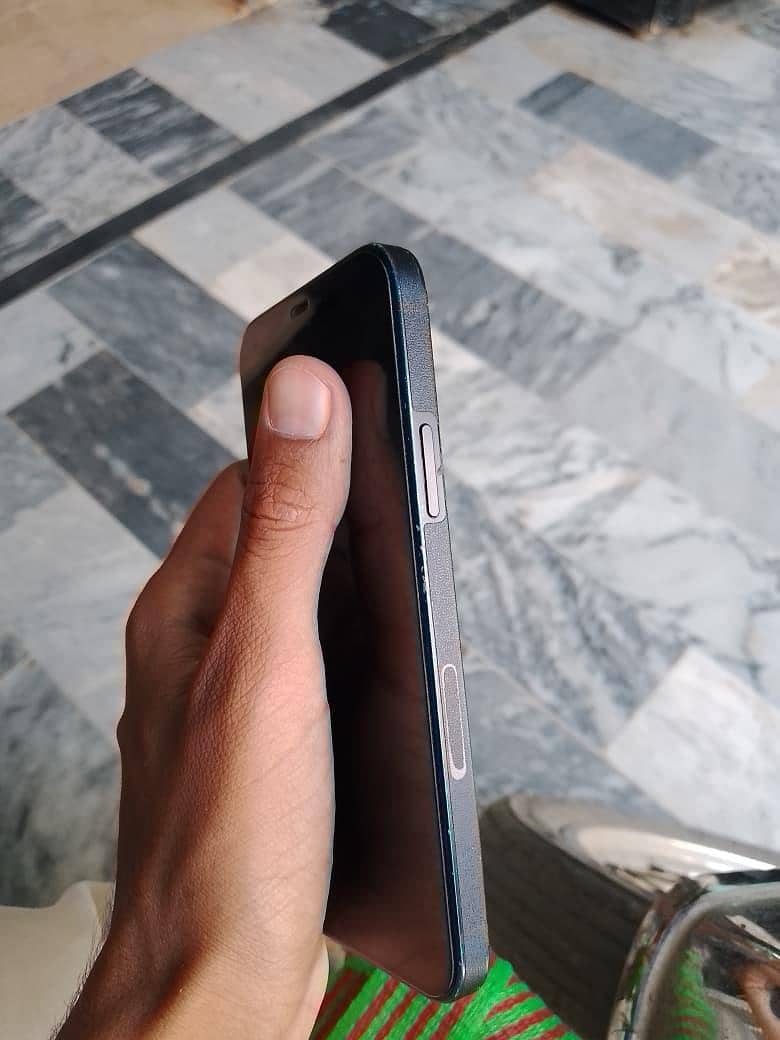 iphone 12 2
