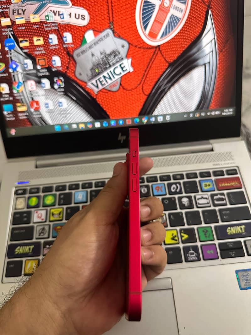 Apple iPhone 14 3
