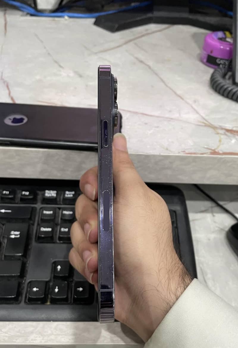 Iphone 14 pro max 1
