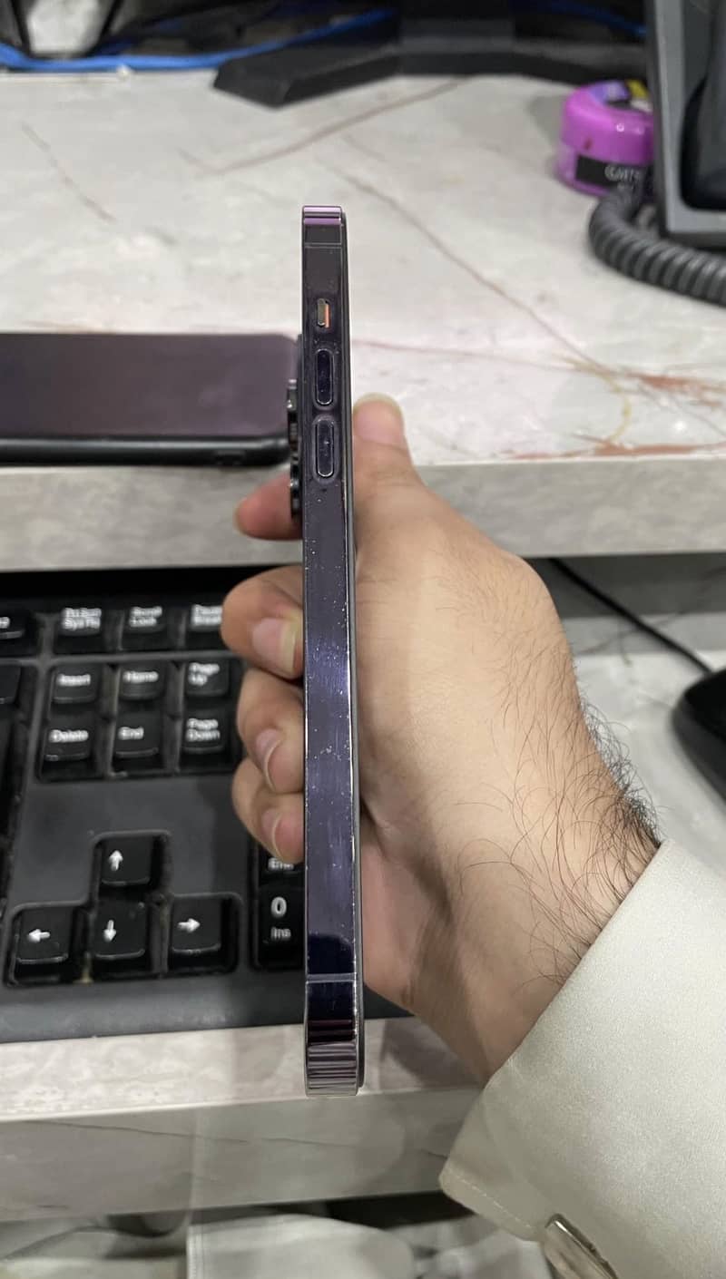 Iphone 14 pro max 2