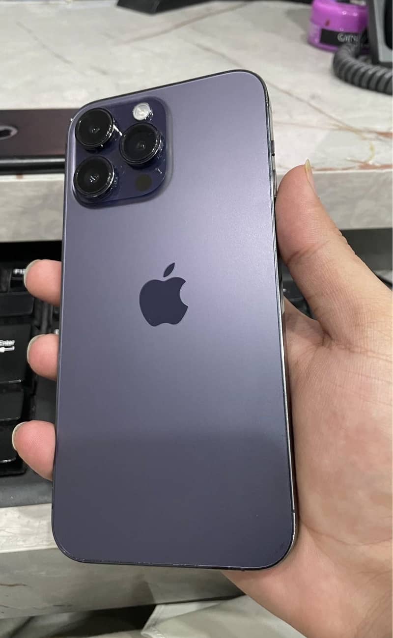 Iphone 14 pro max 3