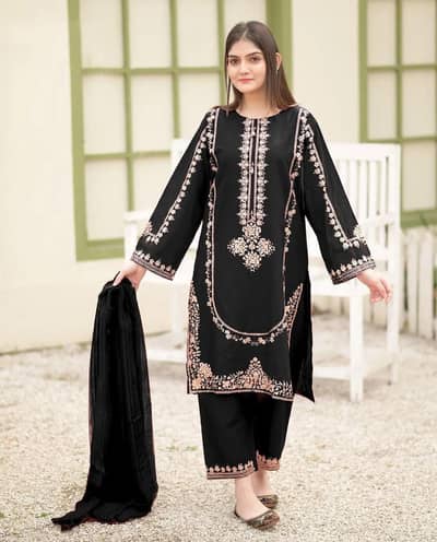 Black Sequin Embroidered 3-Piece Suit for Women qg in Stock