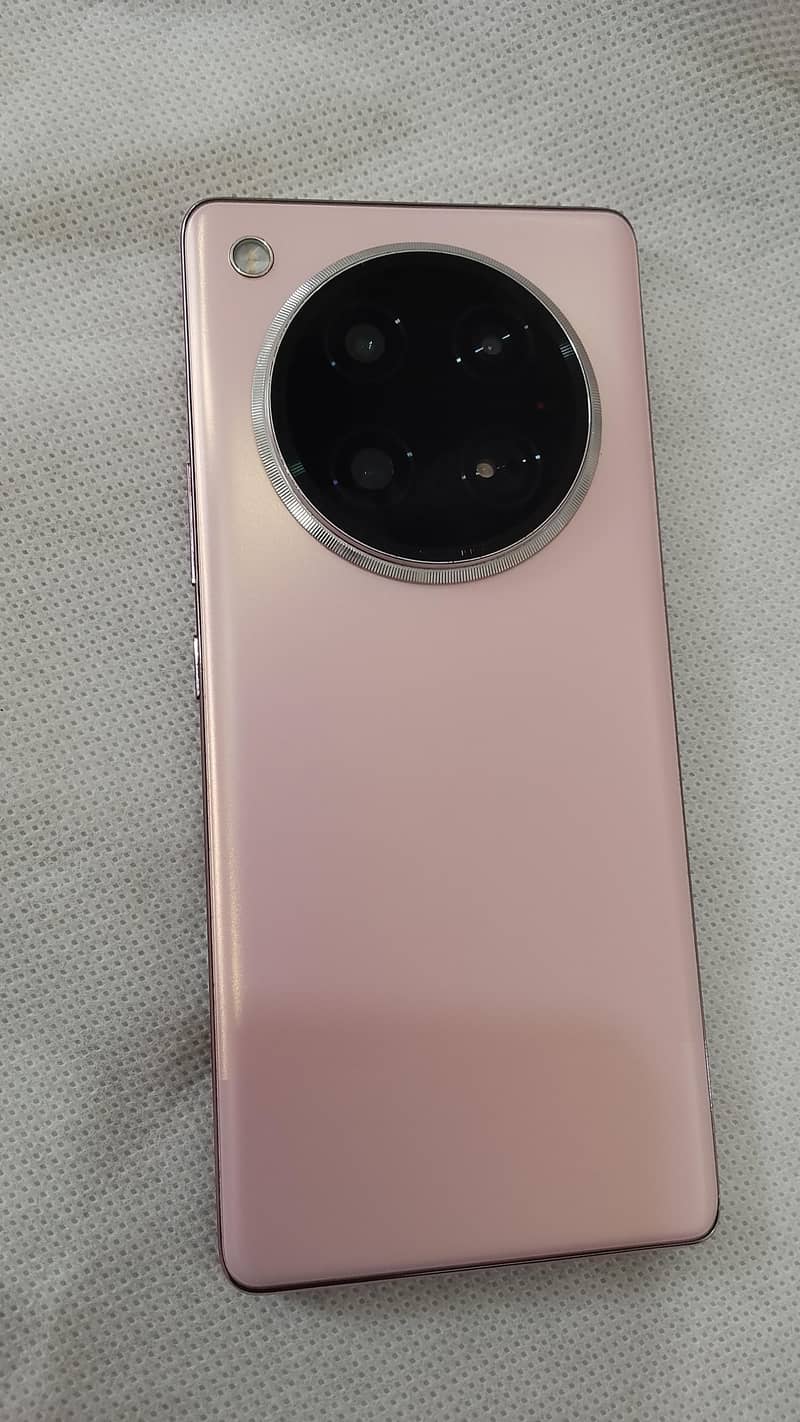 Infinix Zero 40 2