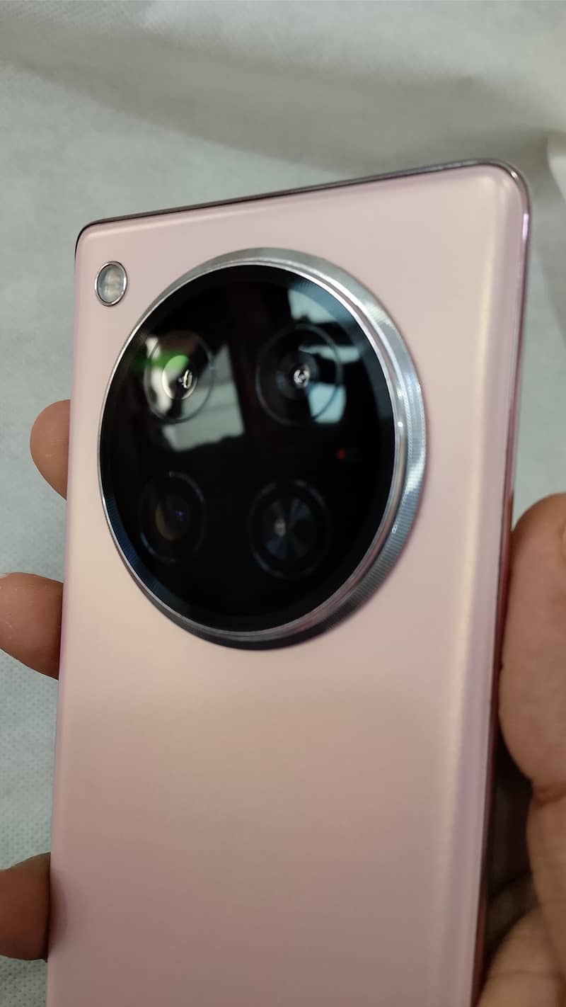 Infinix Zero 40 5