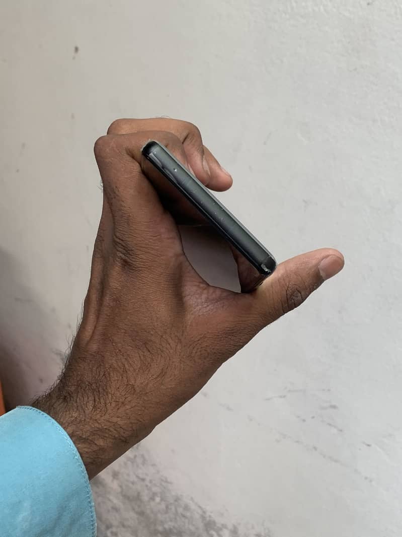 pixel 6a with box 5