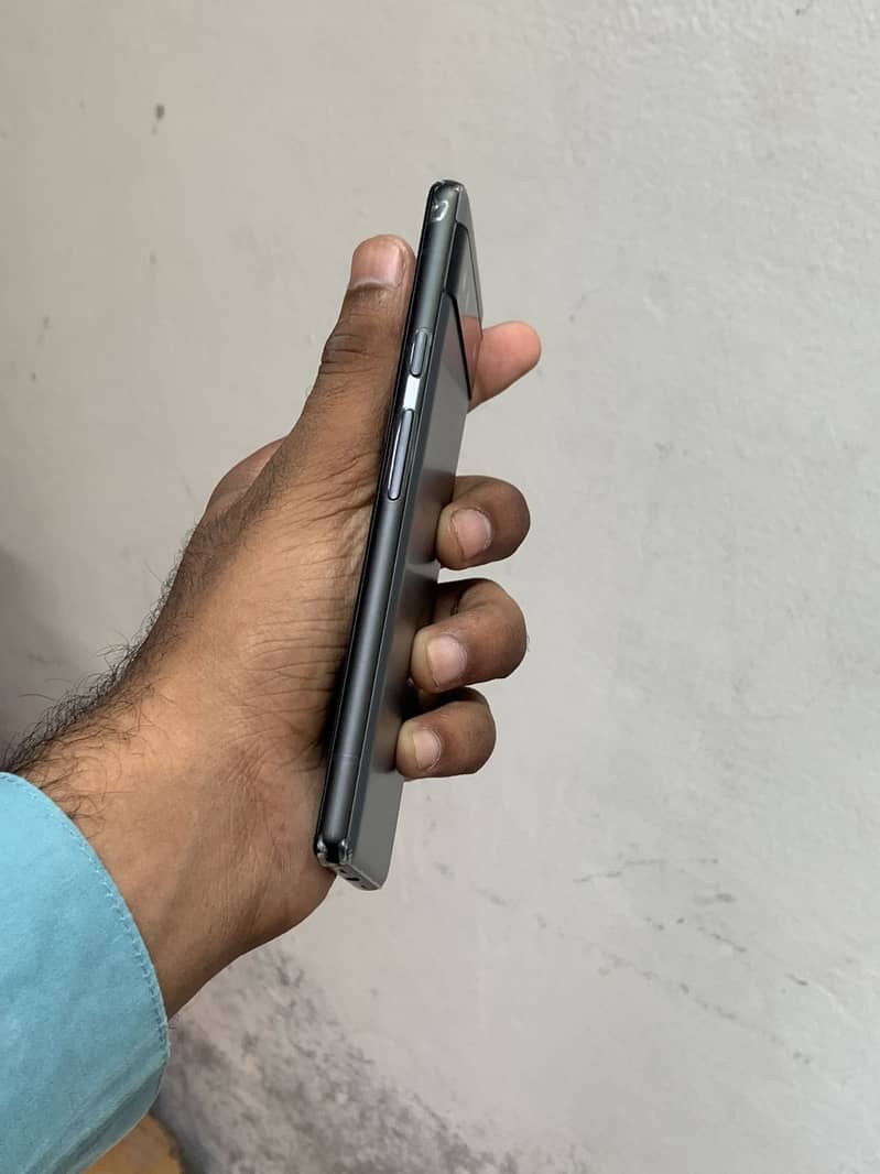 pixel 6a with box 8