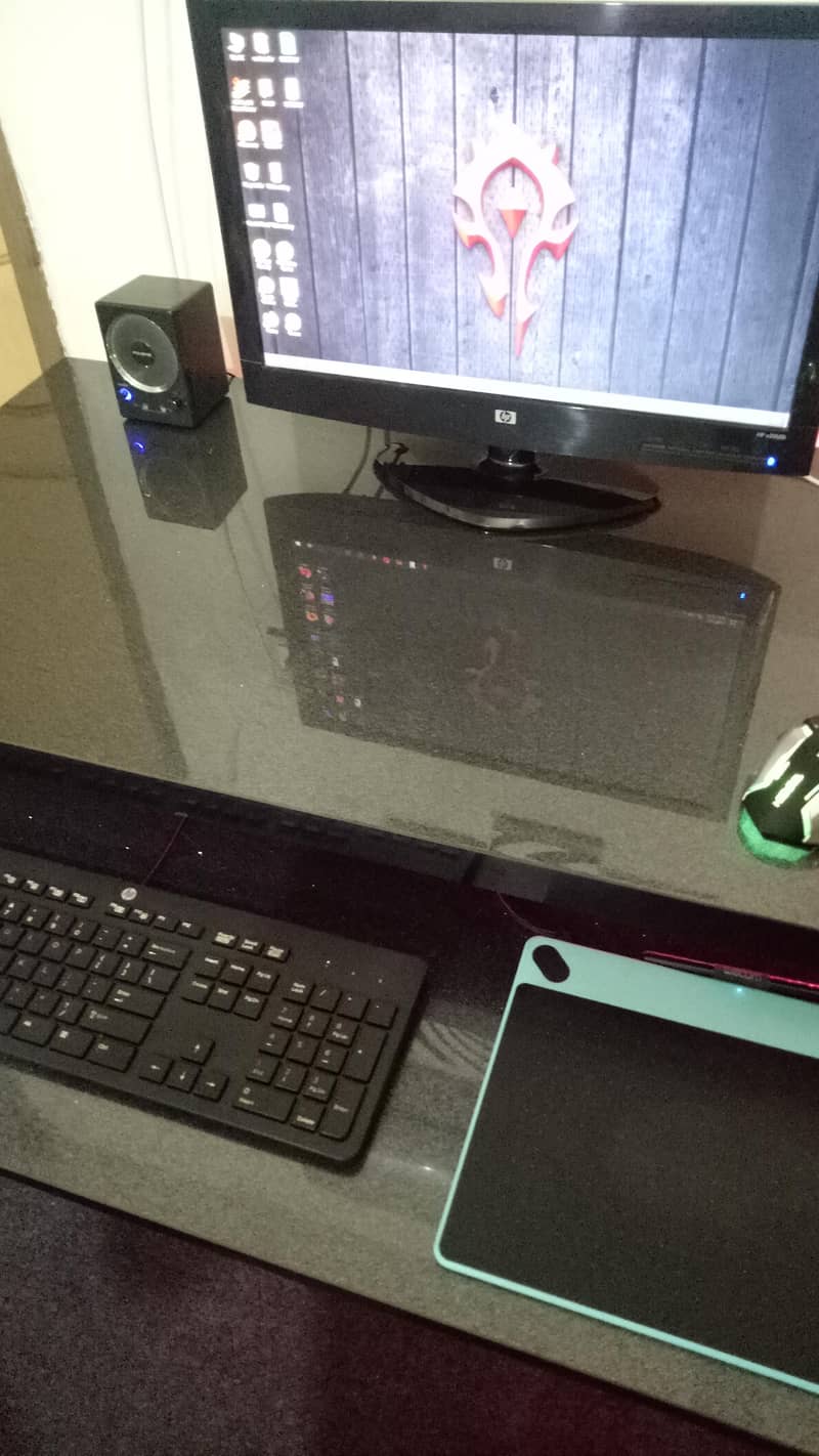 computer table 1