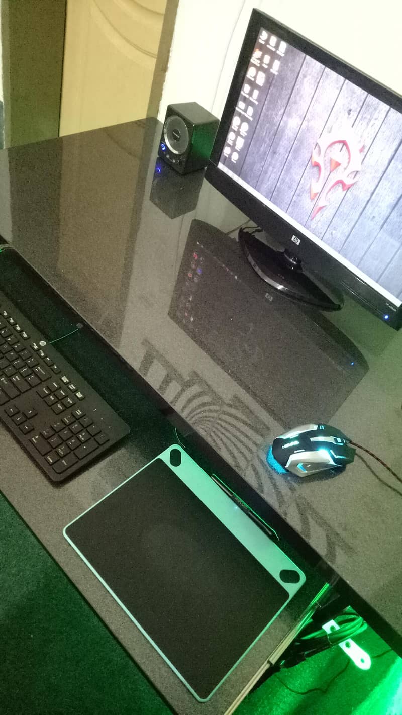 computer table 2