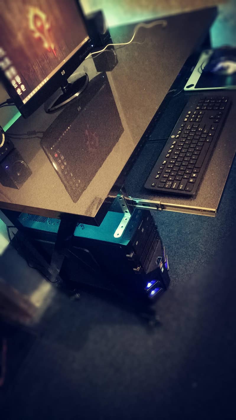 computer table 4
