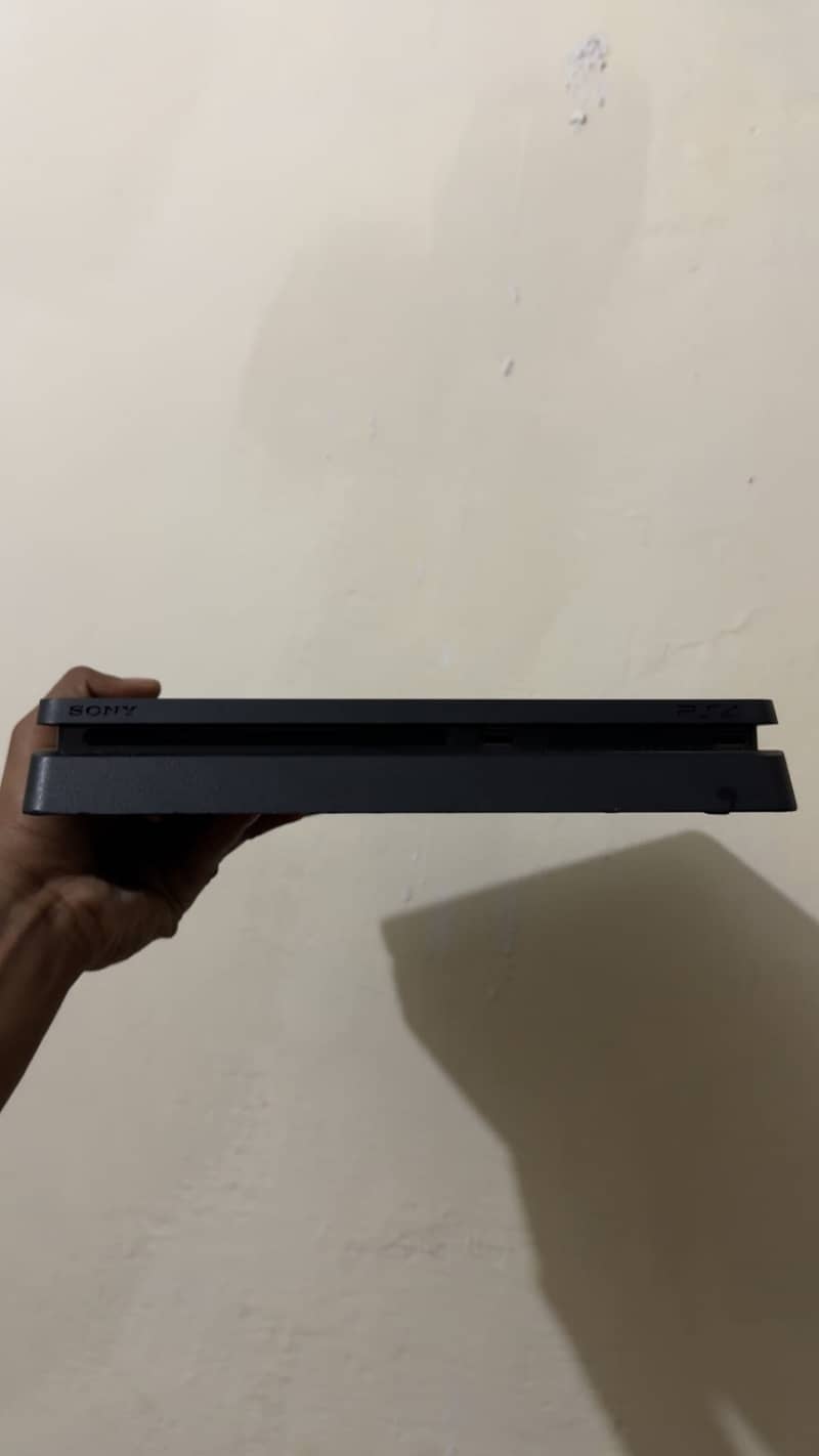 Ps4 slim 5