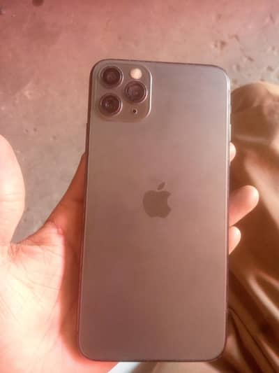 I phone 11 pro max ha all OK ha 64 GB non pta ha