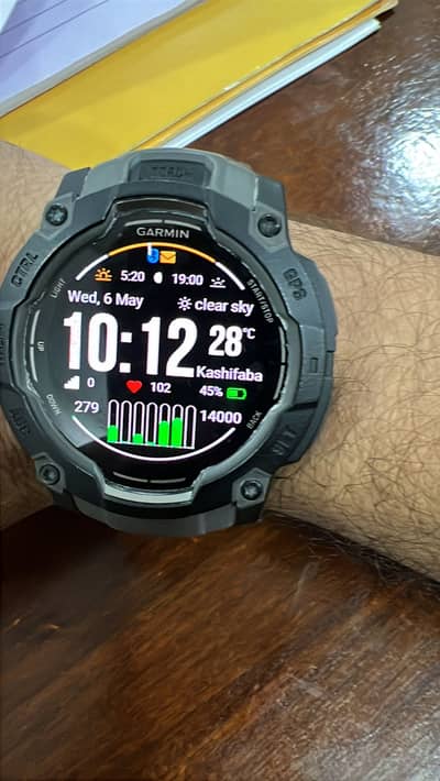Instinct® 3 – 50 Mm, AMOLED Black with Charcoal Band