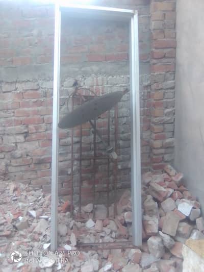 door ki  new li thi mgr use ni ki wesy hi pari hui h03130013233