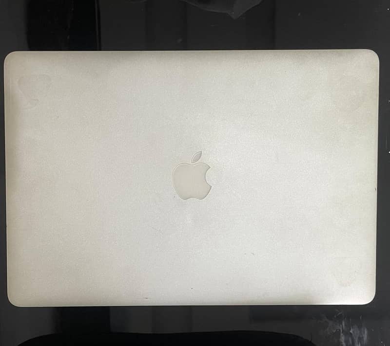 Apple Macbook Pro 1