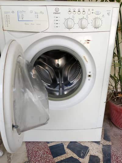 Indesit Front load Washing machine