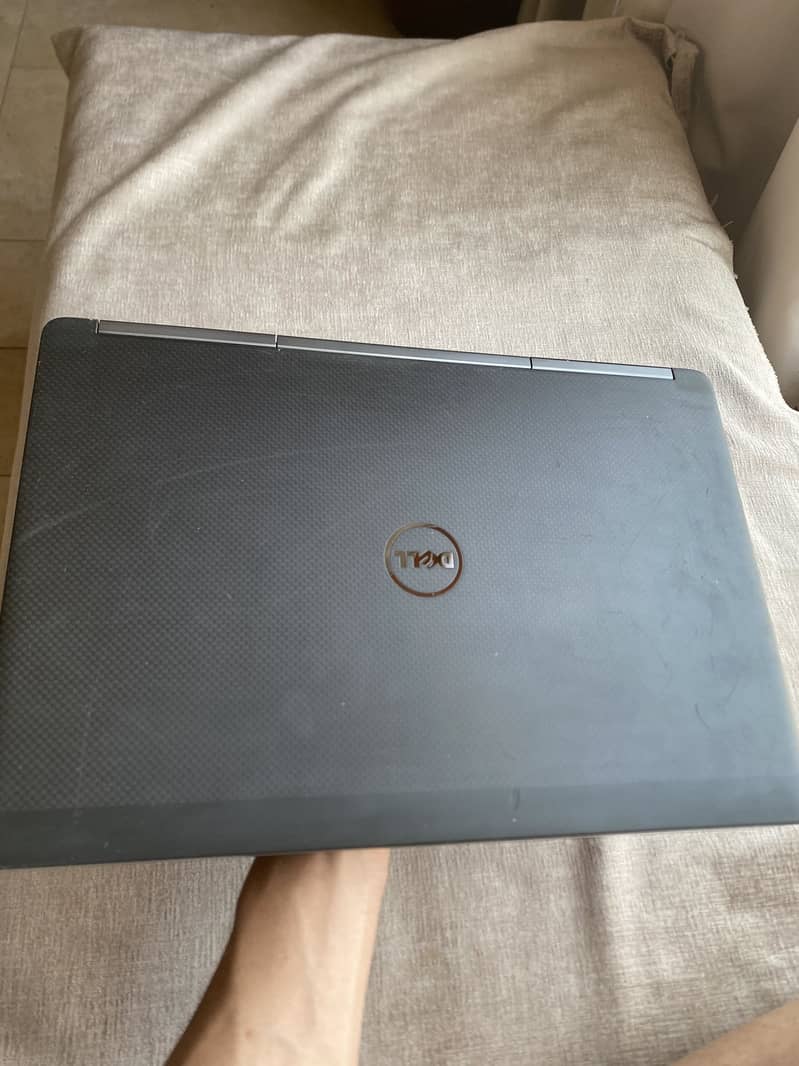 Dell Precision 7510 1