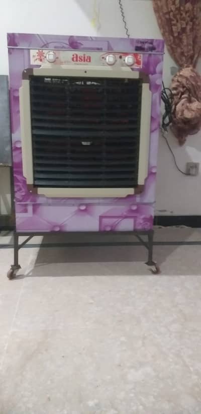 One month used , very good condition