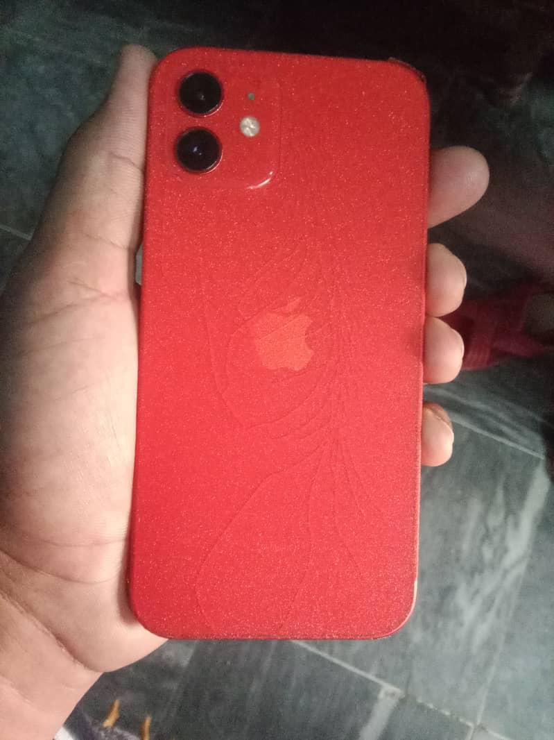 iPhone 12 0