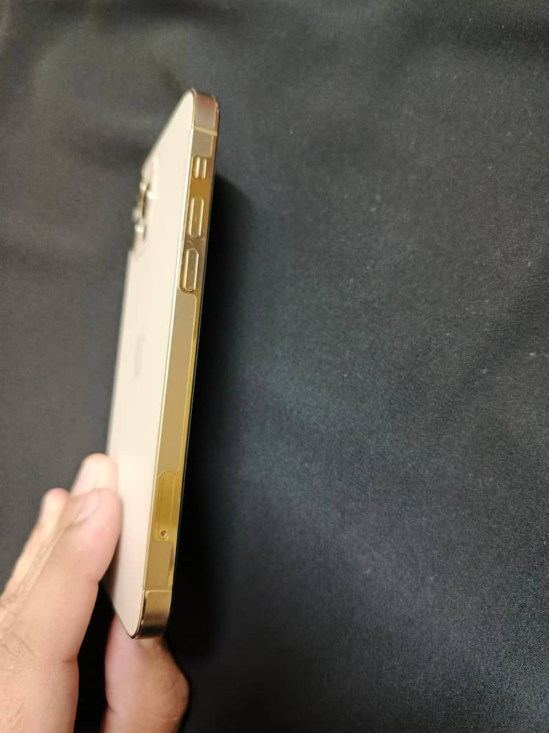 IPHONE 12 Pro 1