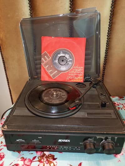 JANSEN 3 Speed Record Player with 2 Band Radio