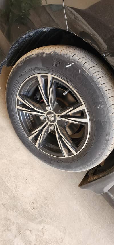 Four Tyres Yokohama Blueearth ES 185/65 R15