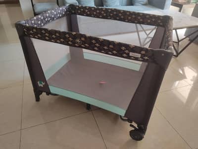 Tinnies Baby Cot in very good condition