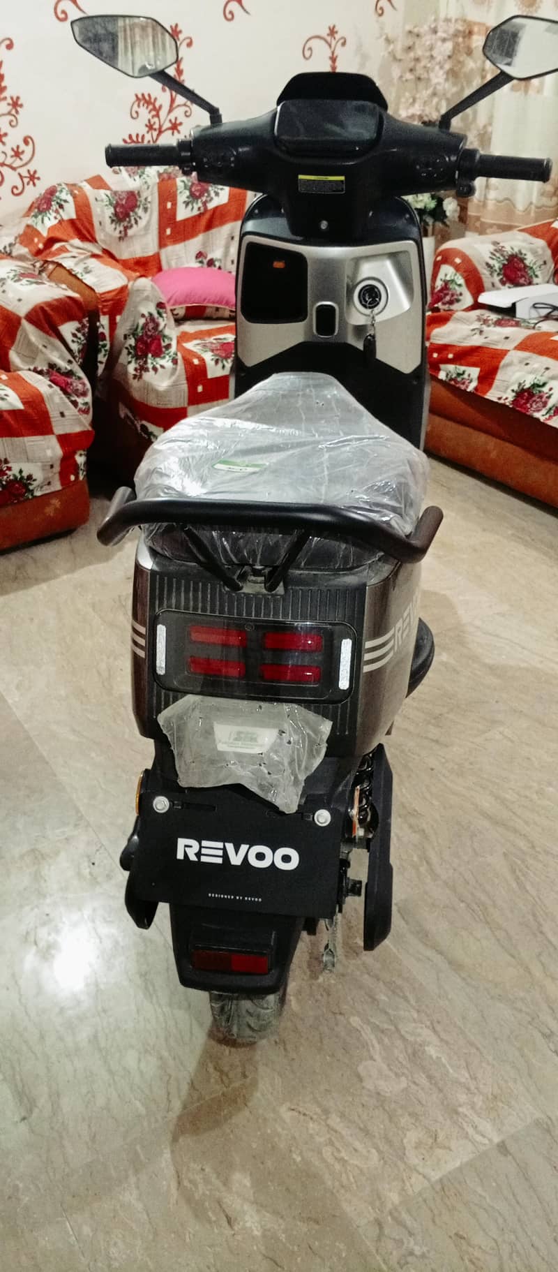 Revoo A11 1