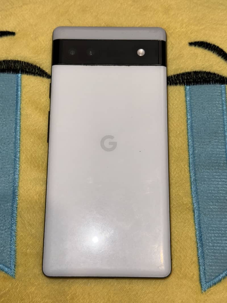 Pixel 6a panel damage 0