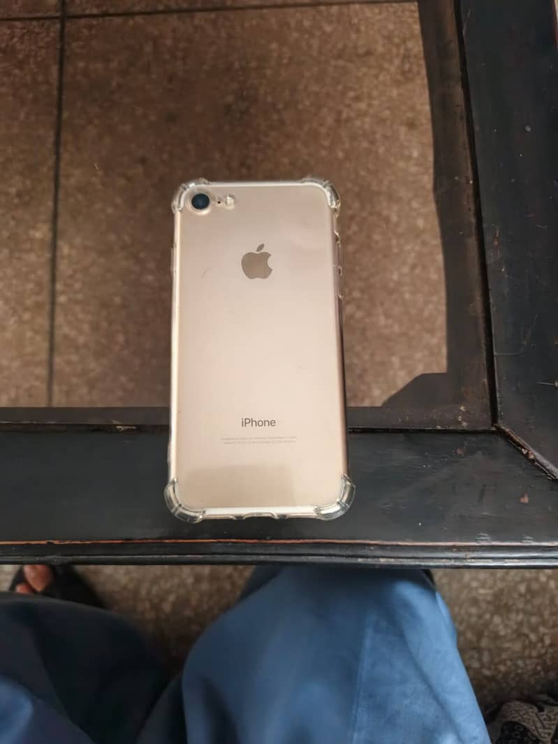 iPhone 7 0