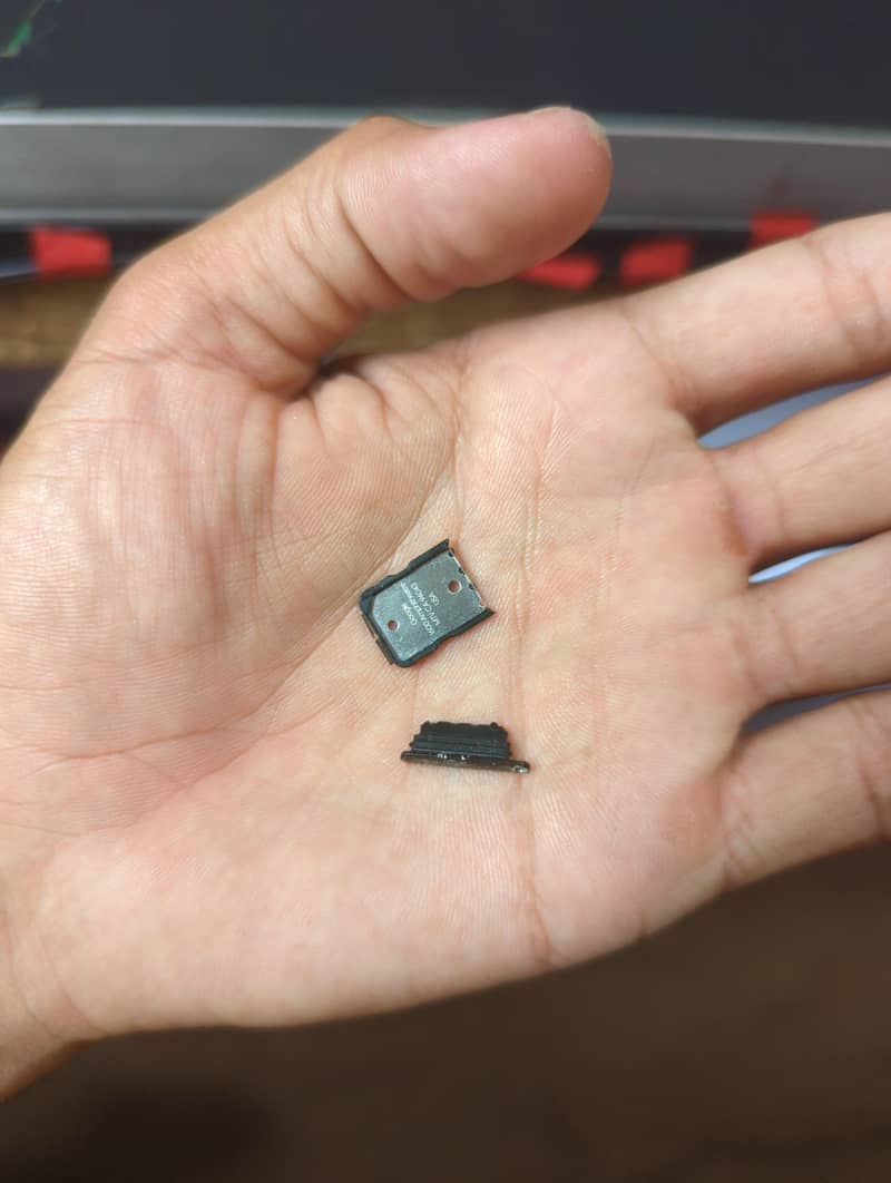 Google Pixel 6Pro Sim Jacket 0
