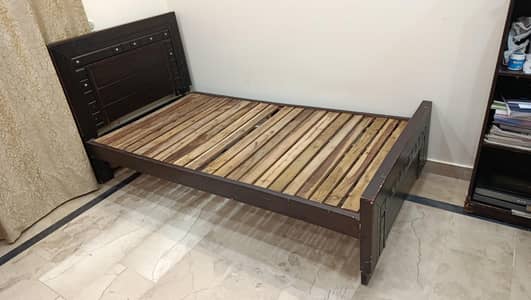 Wooden single bed good condition
