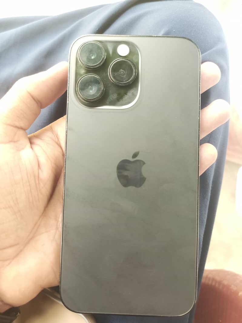 Iphone 14pro max 3