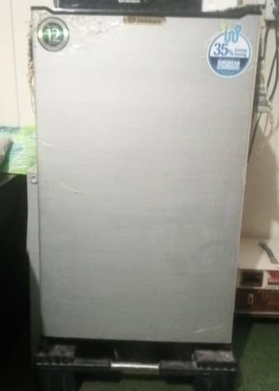dawlance Refrigerator with in waranty for sale  03104864807