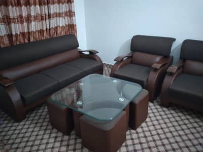 Stylish & Comfortable Sofa Set with Table