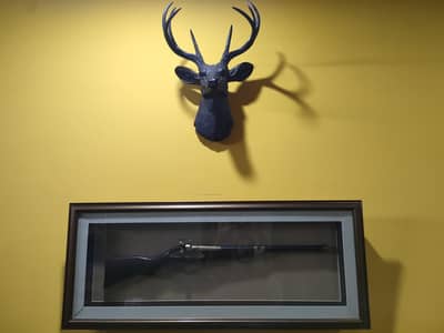 Wall hanging Deer and Flintlock Gun Replica (Prices mentioned below)
