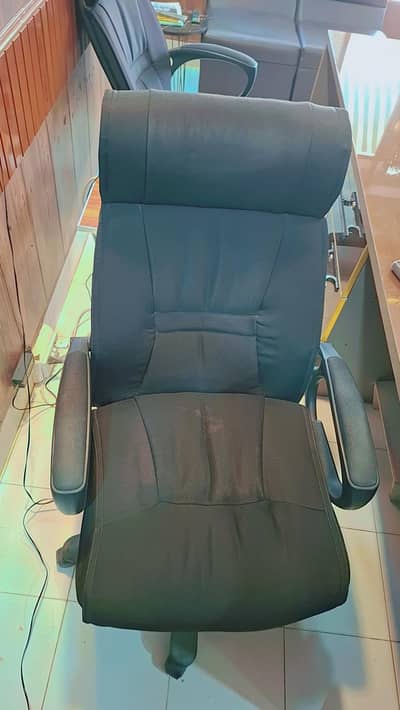 2 Office chair fore sale