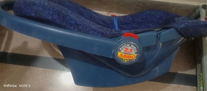 Baby carry cot