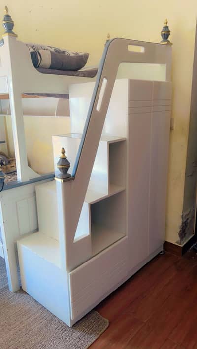 Kids bed