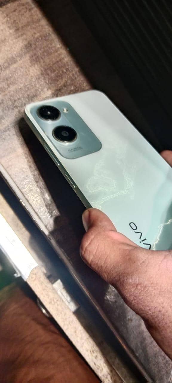 vivoy18 0