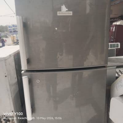 //Electrolux Refrigerator for sale//