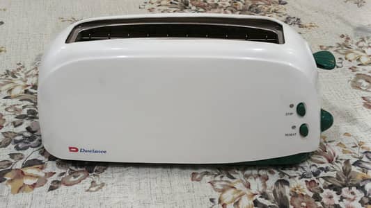 Dawlance 2 SLICE Toaster ,very less use ,