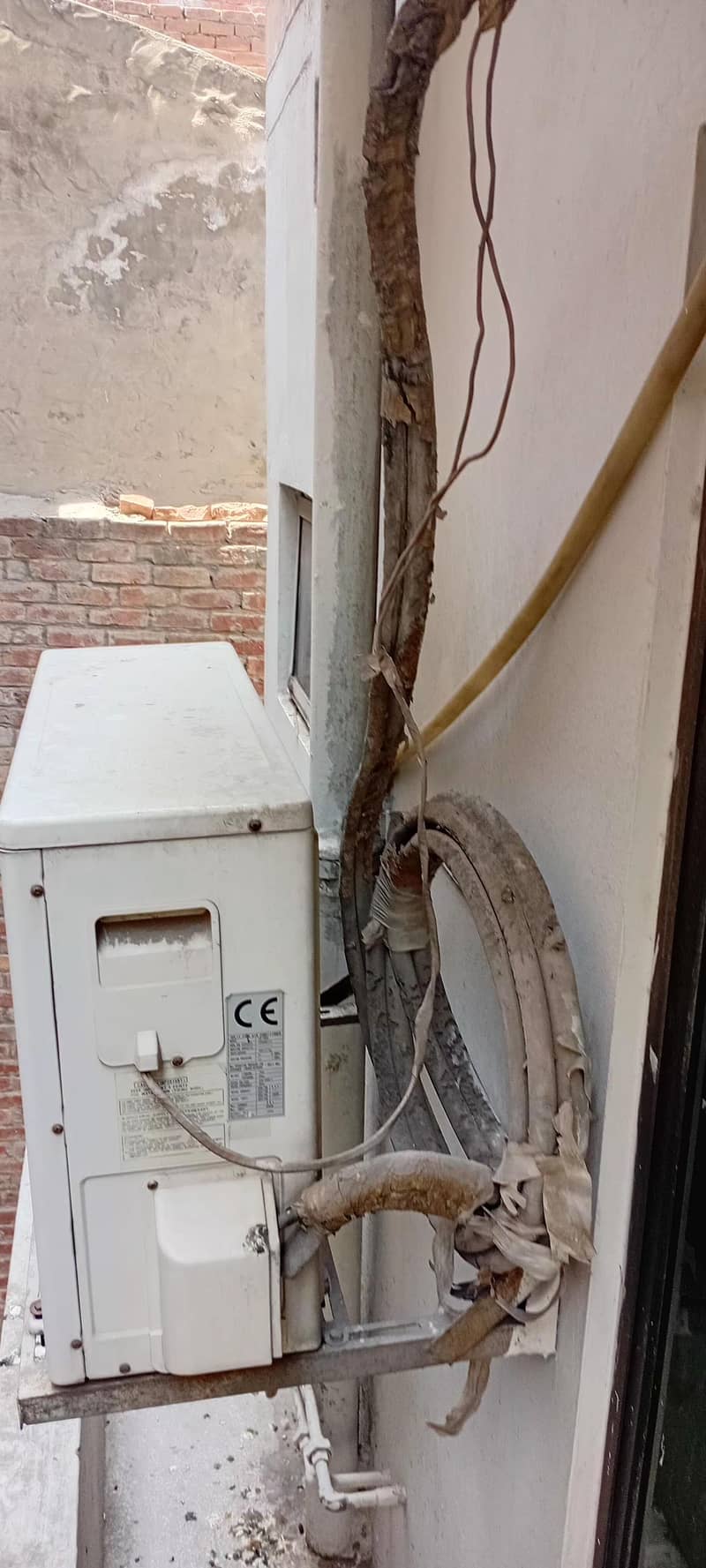 AC split 0