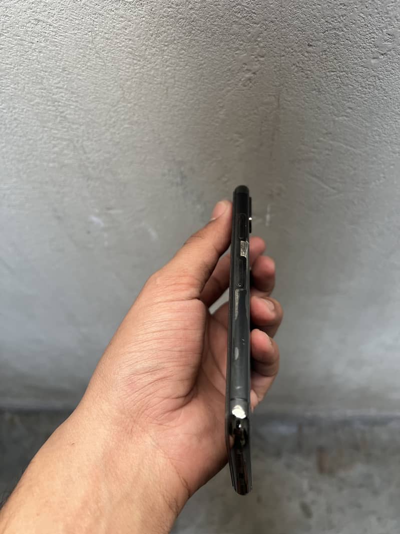 iPhone X 5