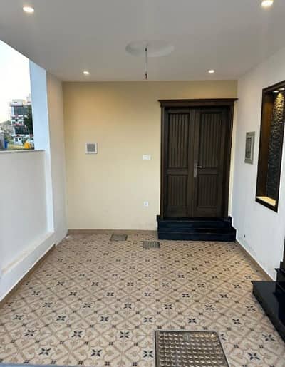 5 Marla Full House Available For Rent On Prime Location And Reasonable Price