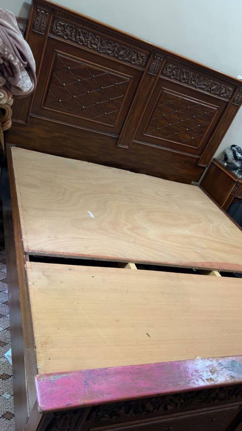 Bed + Side Tables + Dressing 2