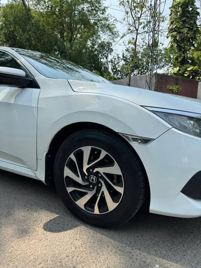 Honda civic 2018 Total geiunue