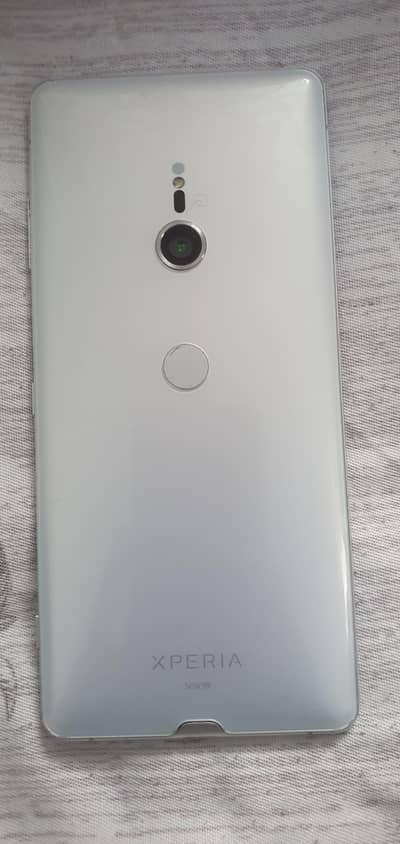 Sony xz3 panel damage