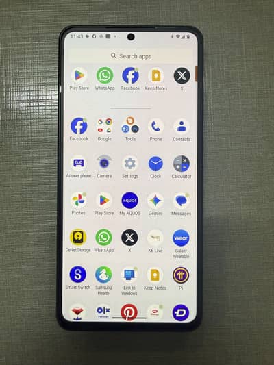 Sharp Aquos R7