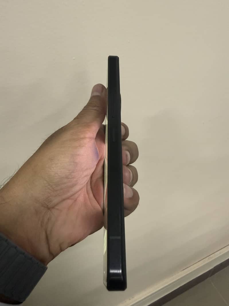 Sharp Aquos R7 2