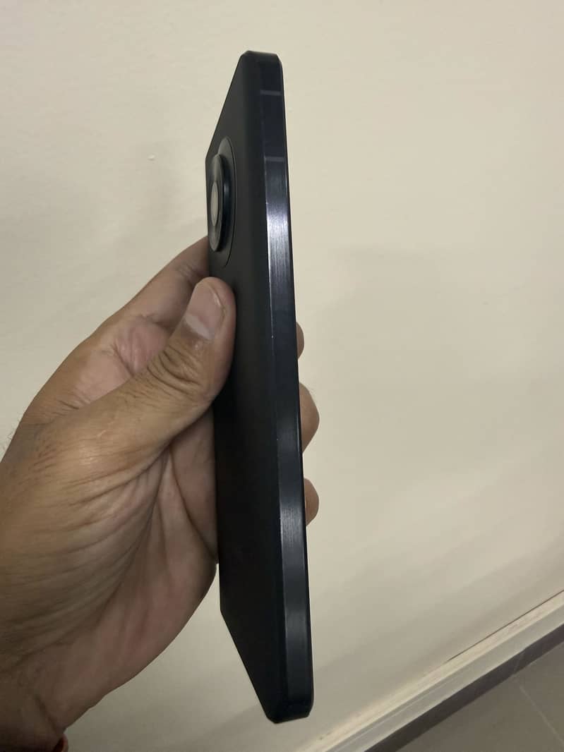 Sharp Aquos R7 4